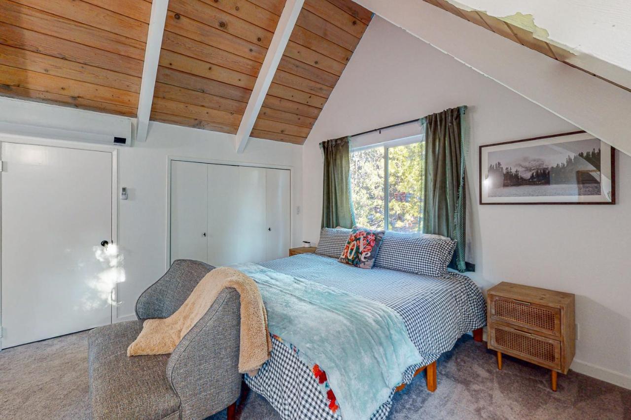 Saint Bernard Beauty Villa Lake Arrowhead Exterior photo