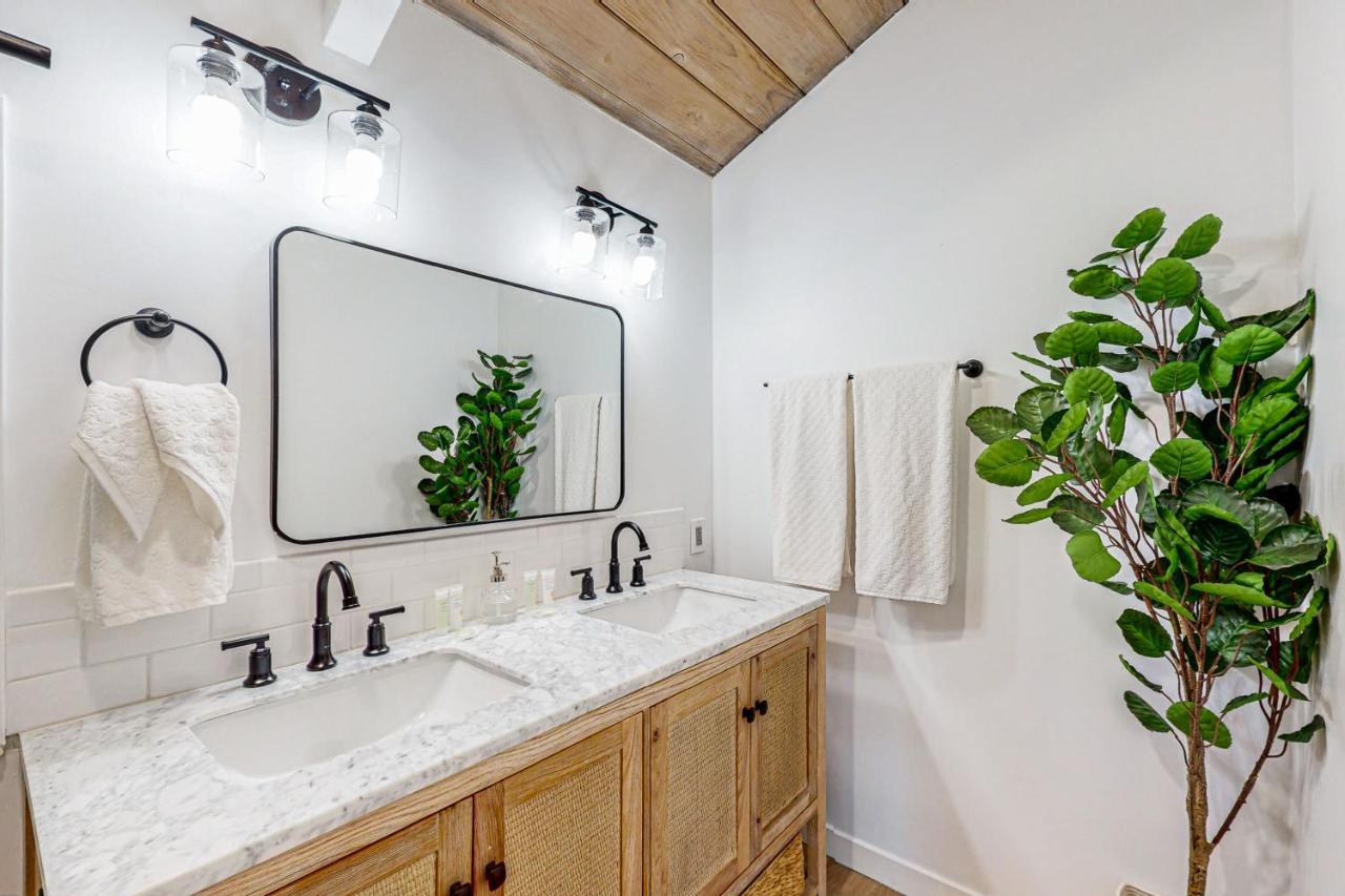 Saint Bernard Beauty Villa Lake Arrowhead Exterior photo